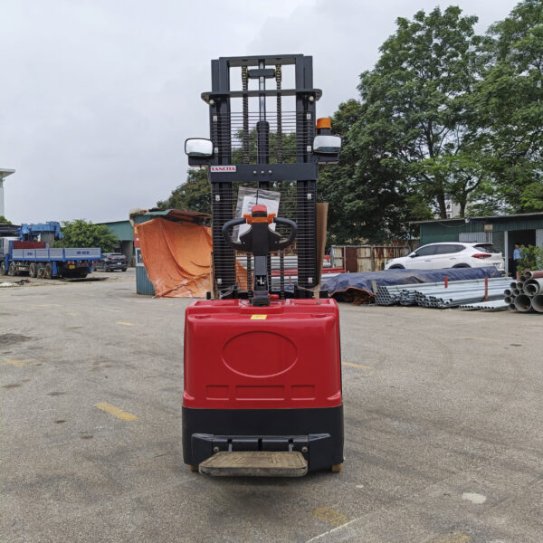 Xe nâng điện có bệ đứng lái 1,5 tấn nâng cao 3m CDD1530 hãng Waylift 4 xe nang be dung lai