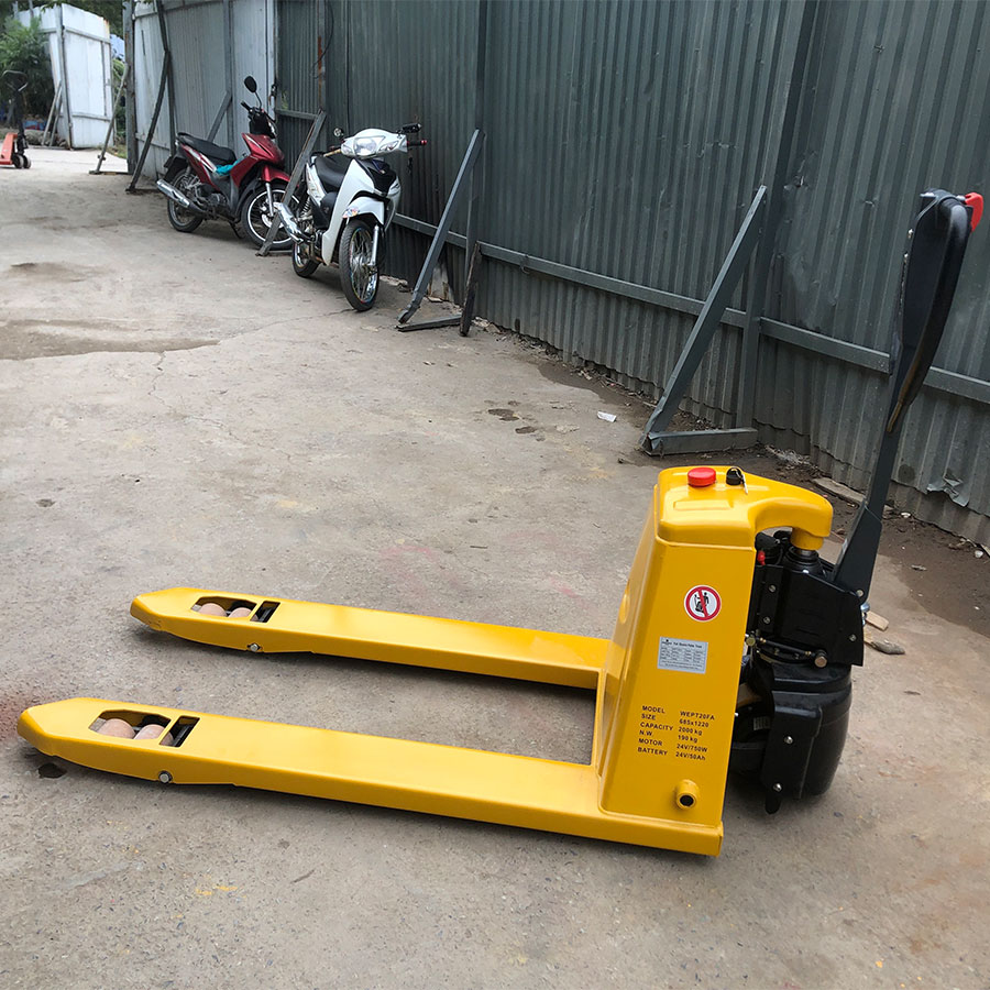 Xe nâng tay điện 2 tấn: Ưu điểm vượt trội và ứng dụng phổ biến 8 Xe nâng tay điện 2 tấn