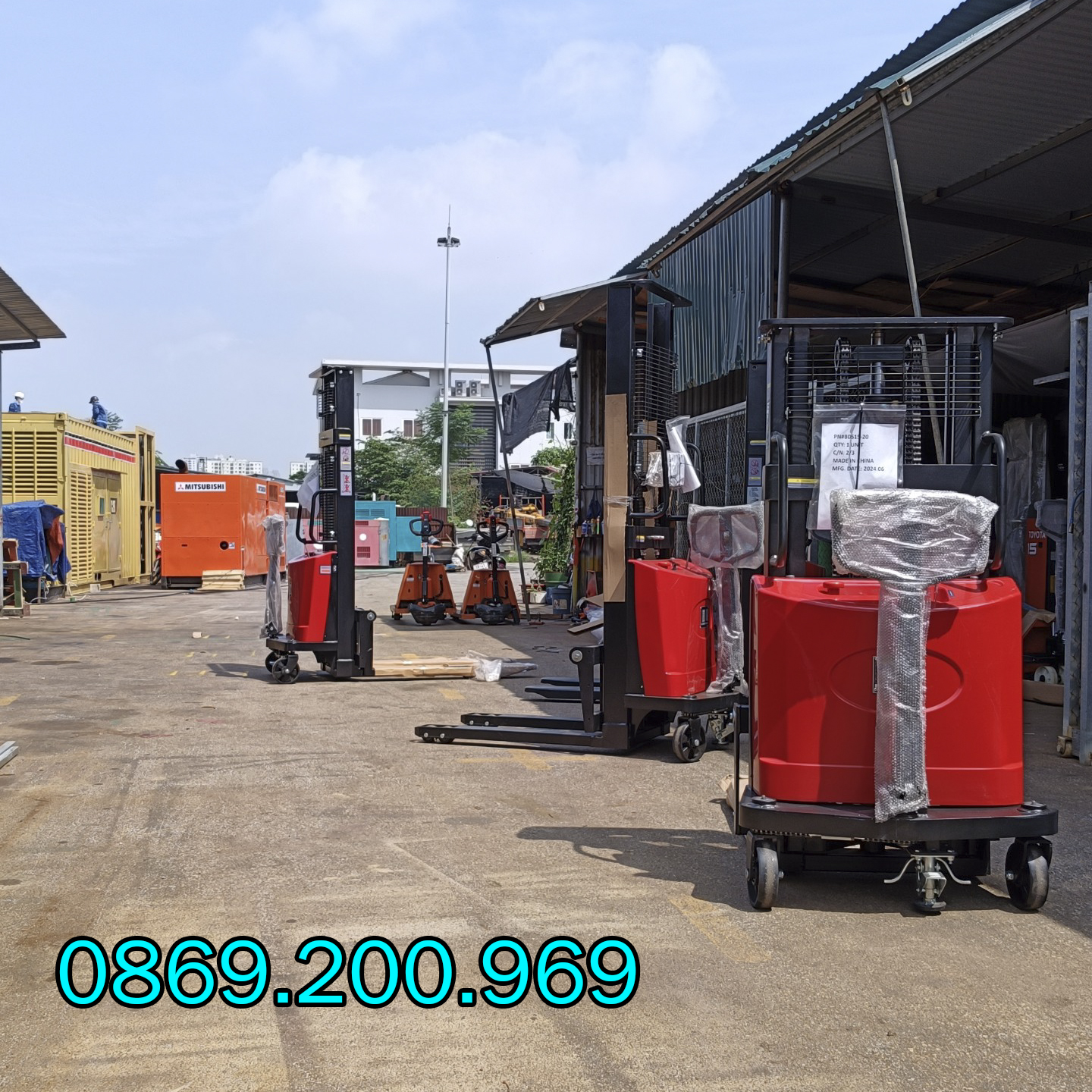 Phân Loại & Lựa Chọn Xe Nâng Điện Bán Tự Động Phù Hợp 3 Xe nâng điện bán tự động