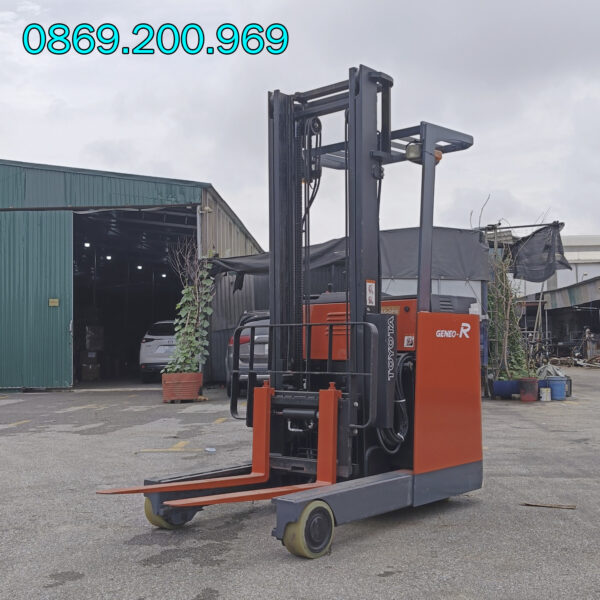 Bảng giá xe nâng điện cũ cập nhật mới nhất 2024 7 xe nang dien dung lai cu 1 5 tan nang 5m toyota