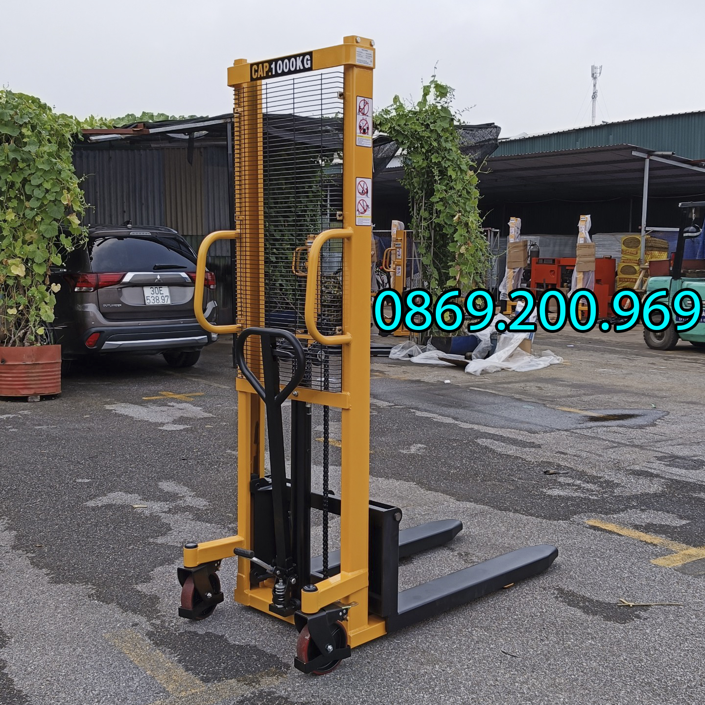 Ưu điểm của xe nâng tay cao 1 tấn - Hướng dẫn chọn mua 1 xe nang tay cao 1 tan 2