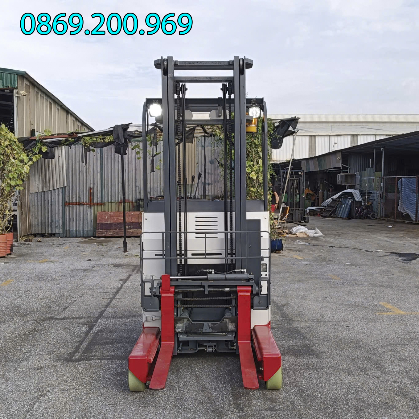 Xe nâng điện đứng lái 1.5 tấn nâng 4m Nichiyu có dịch giá 6 Xe nâng điện đứng lái 1.5 tấn