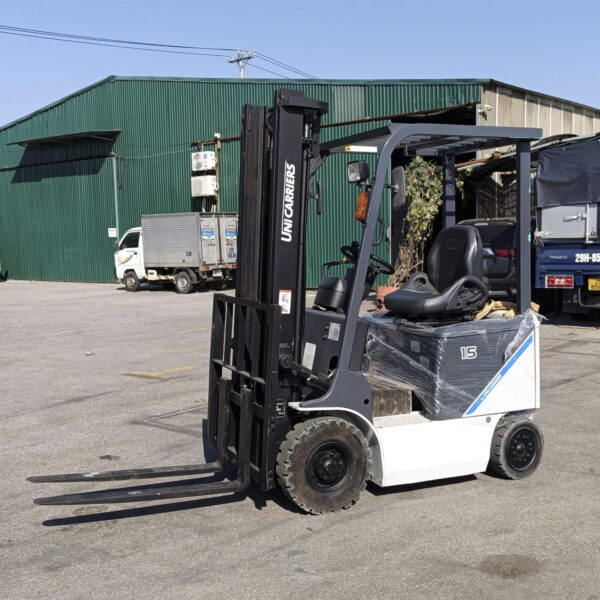 Xe nâng điện ngồi lái 1.5 tấn nâng 3.5m chính hãng Unicarriers