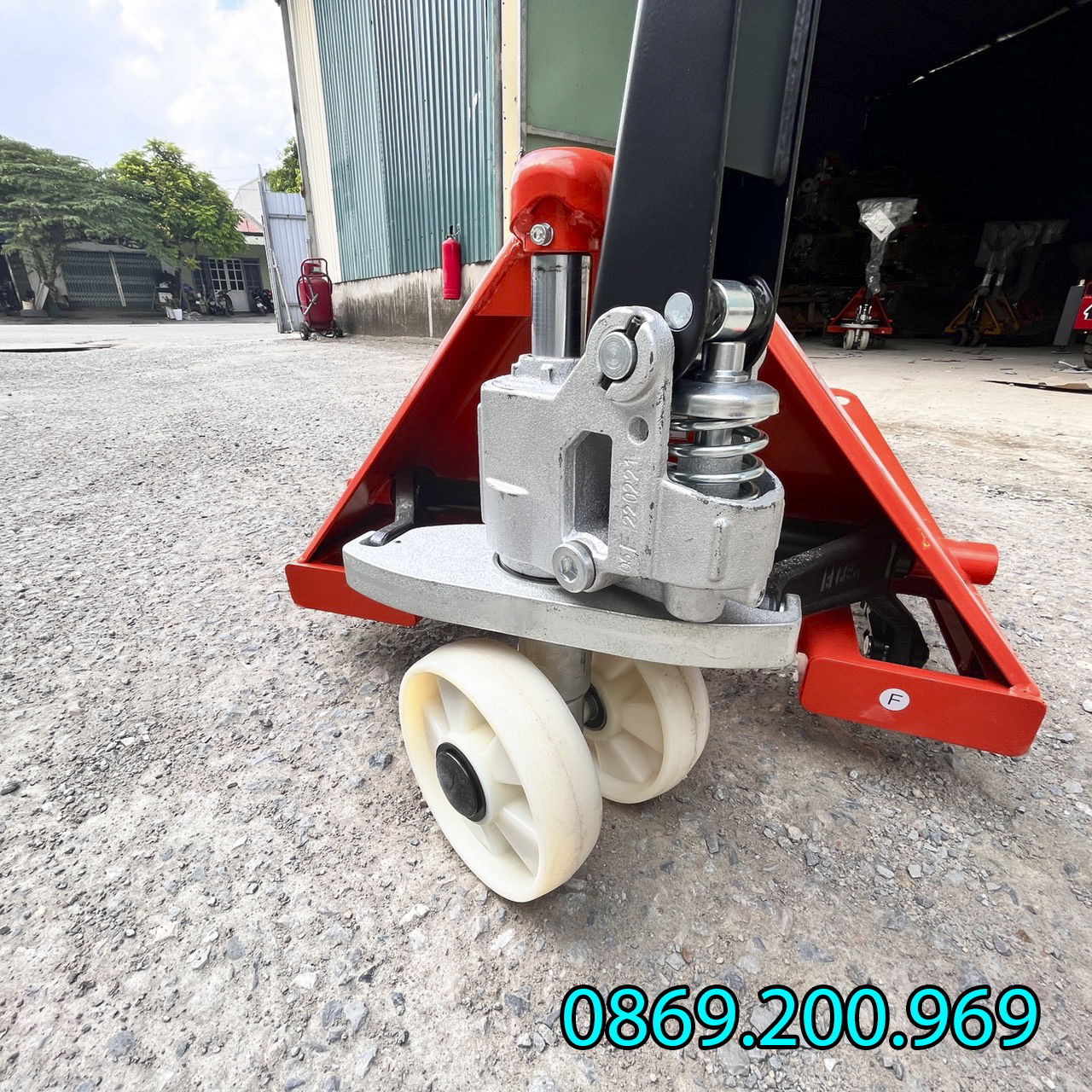 Xe Nâng Kéo Tay: Giá Rẻ, Chất Lượng Cao, Giao Hàng Nhanh 9 Xe Nâng Kéo Tay