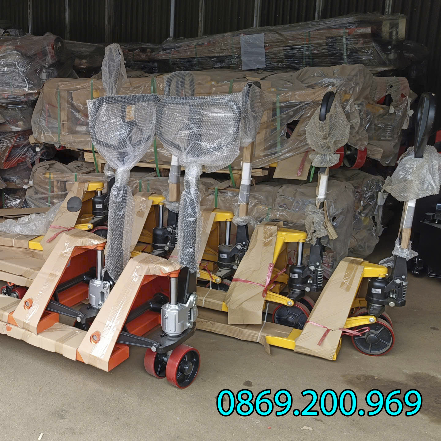 Bán xe nâng tay 2.5 tấn giá rẻ nhất thị trường - Uy tín chất lượng 2 Xe nâng tay 2.5 tấn