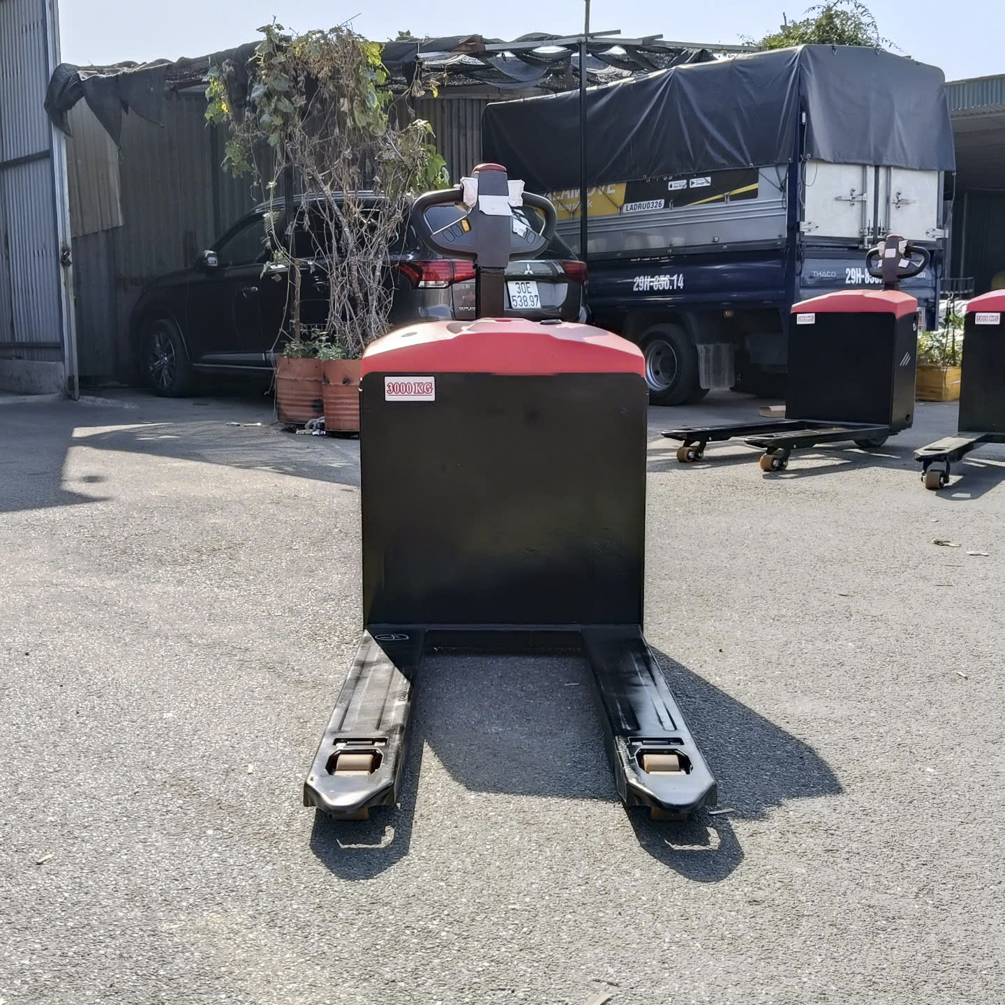 Xe nâng tay điện 3 tấn LWT30 chính hãng Waylift 4 Xe nâng tay điện 3 tấn LWT30 chính hãng Waylift - Ảnh 4