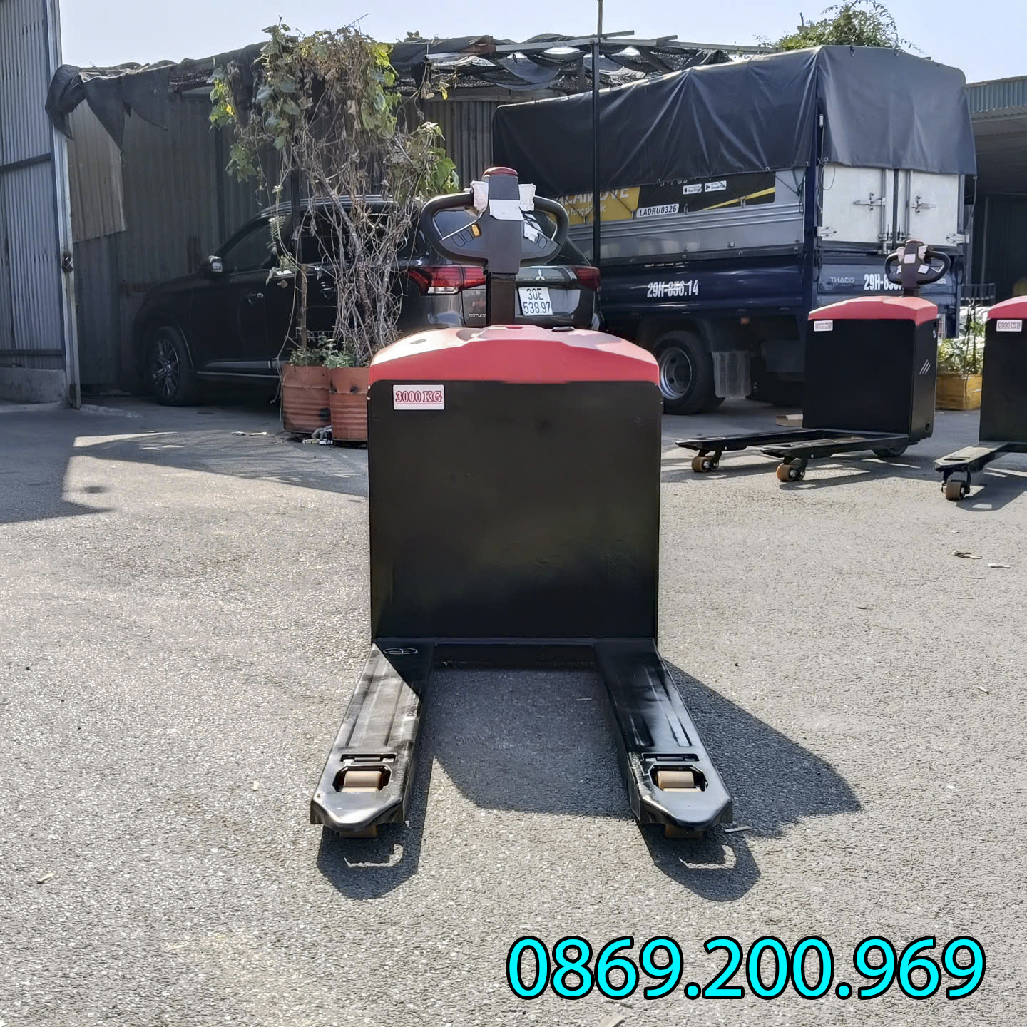 Xe Nâng Tay Điện 3 Tấn Tại Hà Nội 3 Xe nâng tay điện 3 tấn tại Hà Nội