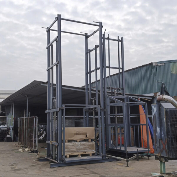 Thang nâng hàng thủy lực 500kg 1 tấn 2 tấn nâng 3m 4m 5m nhập khẩu