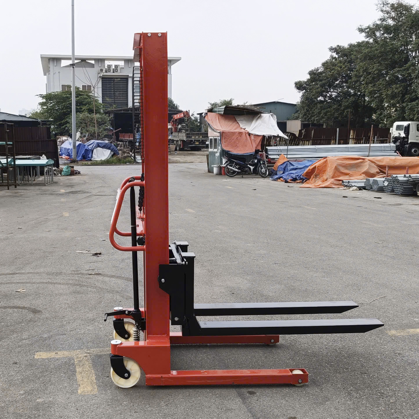 Xe nâng tay cao 2000kg nâng 1m6 CTY-A2016 hãng Maihui không phanh 6 Xe nâng tay cao 2000kg