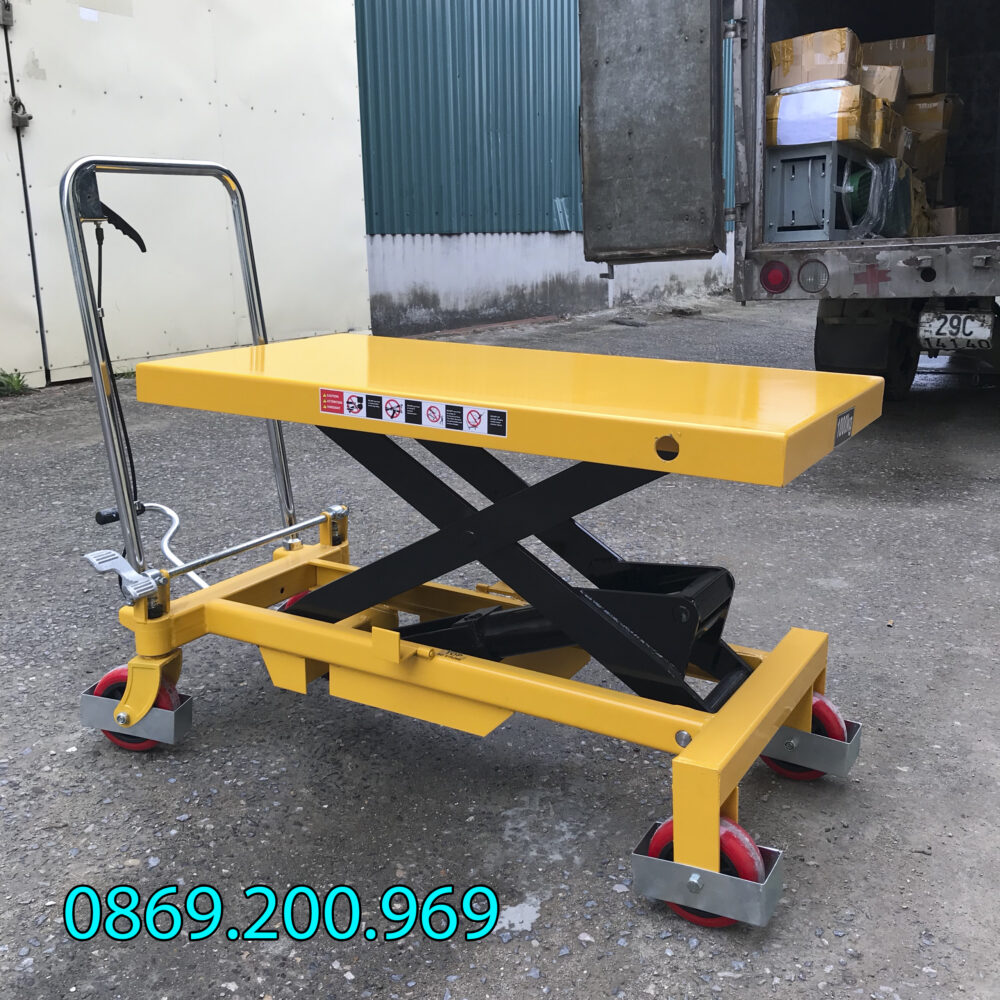 Bàn nâng thủy lực