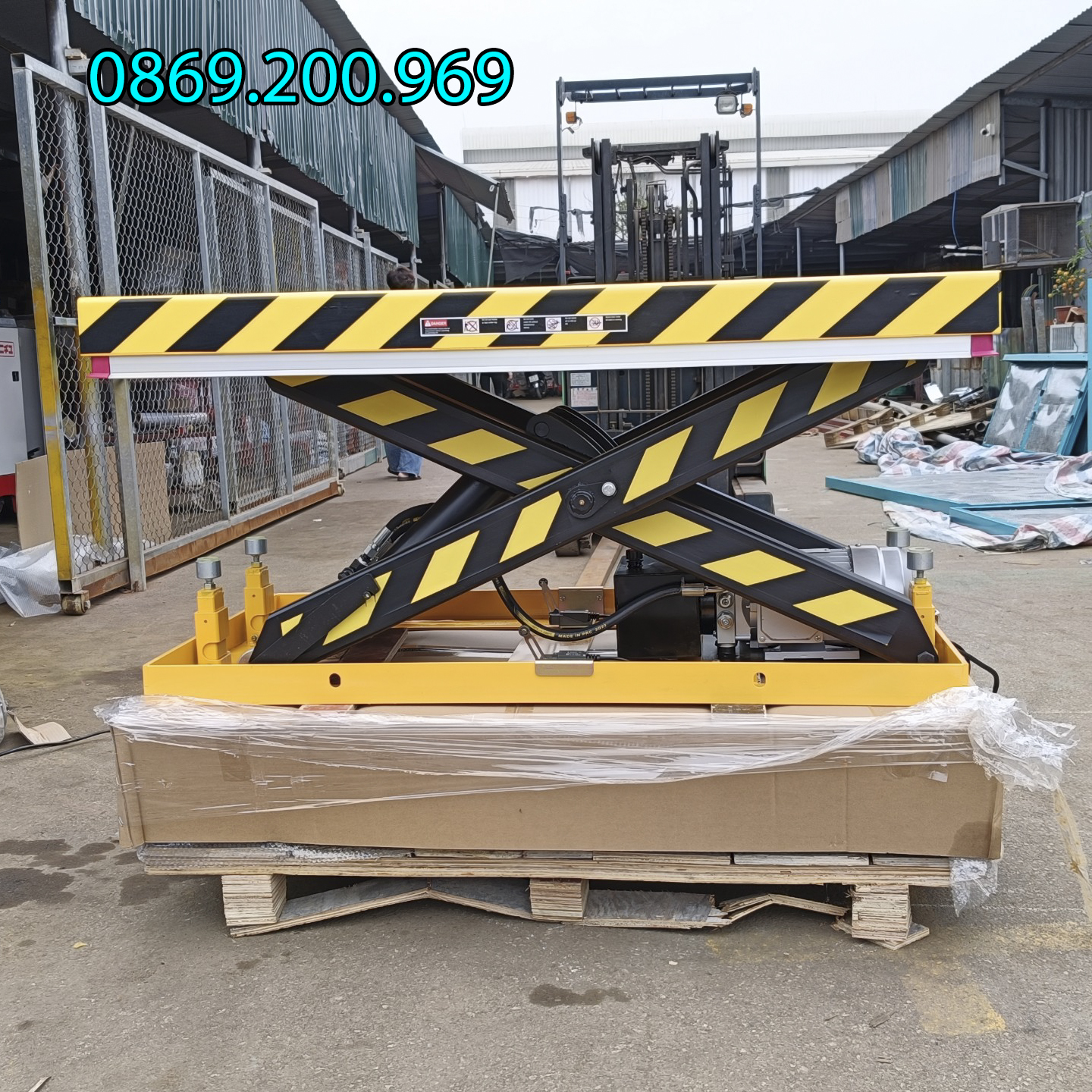 Bàn nâng hạ điện - Giải pháp tối ưu cho công việc vận chuyển và nâng hạ 2 Bàn nâng hạ điện