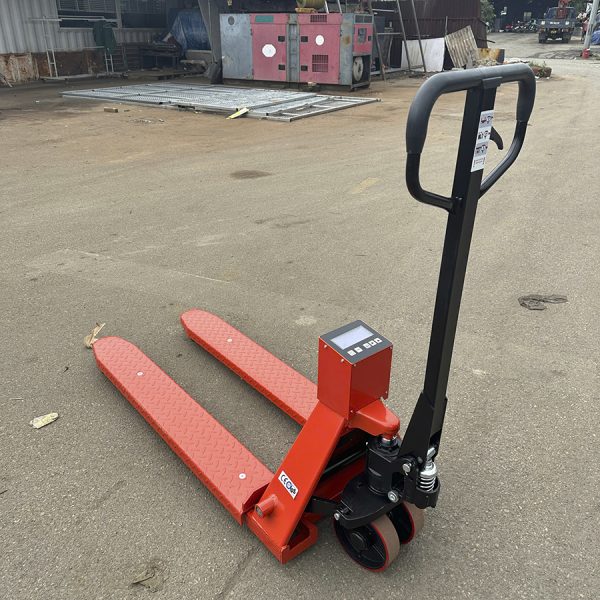 Xe nâng tay gắn cân 2.5 tấn càng hẹp CBY.CW2.5T không in Maihui