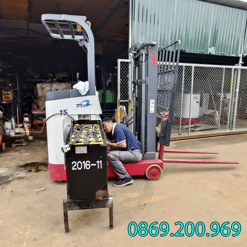 Khám Phá Thị Trường Bán Xe Nâng Cũ - Giải Pháp Hiệu Quả Cho Doanh Nghiệp Nhẹ Nhàng Và Tiết Kiệm 4 Bán xe nâng cũ