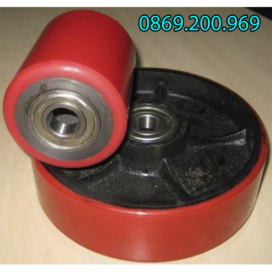 Hướng Dẫn Chọn Mua Bánh Xe Nâng Tay Chất Lượng 2 Bánh xe nâng tay PU