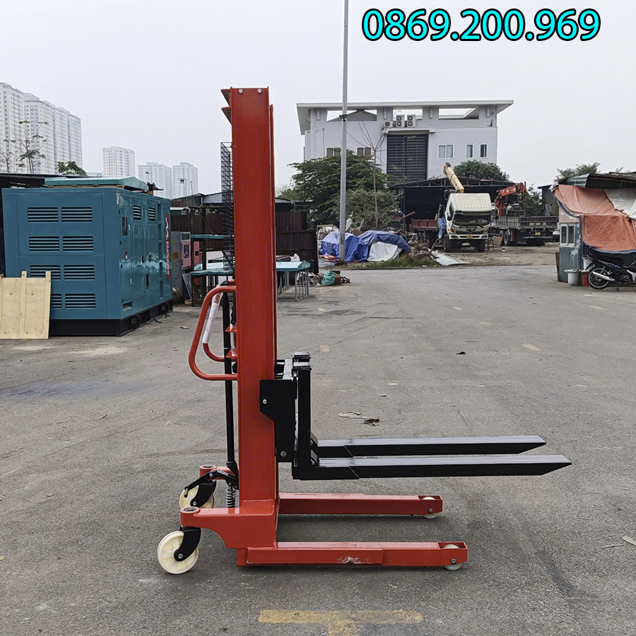 Khám Phá Xe Nâng Tay Cao 3 Tấn: Tải Trọng Lớn, Vận Hành Dễ Dàng 3 Xe nâng tay cao 3 tấn