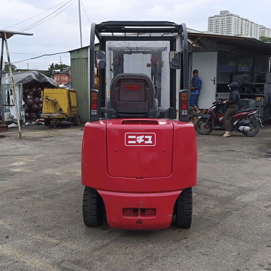 Xe nâng điện ngồi lái 2.5 tấn nâng 3m kho lạnh Nichiyu - Nhật 4 Xe nâng điện ngồi lái 2.5 tấn nâng 3m kho lạnh Nichiyu - Nhật - Ảnh 4