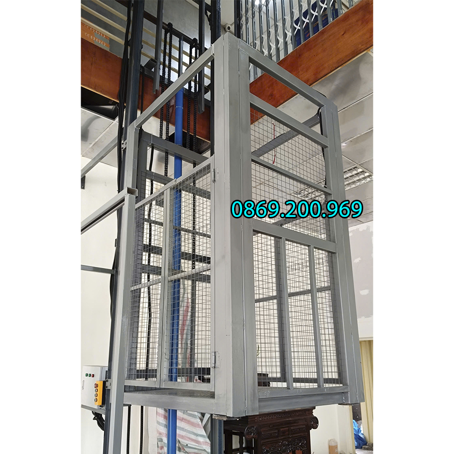 Vận Hành Thực Tế Thang Nâng Hàng Thủy Lực 500kg 3 Tầng – Nâng Êm, Khung Siêu Chắc 1 Thang nâng hàng thủy lưc 500kg