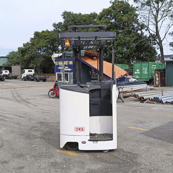 Xe nâng điện đứng lái 1.4 tấn nâng 4m hãng Nichiyu - Nhật 6 xe nang dien dung lai 1 4 tan nang 4m hang Nichiyu nhat bai 3