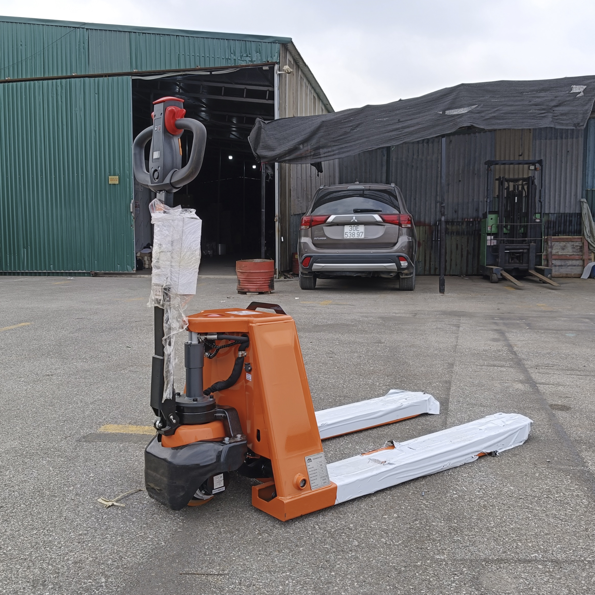 Xe nâng tay điện 2 tấn PT20 chính hãng Maihui 1 Xe nâng tay điện 2 tấn PT20 chính hãng Maihui