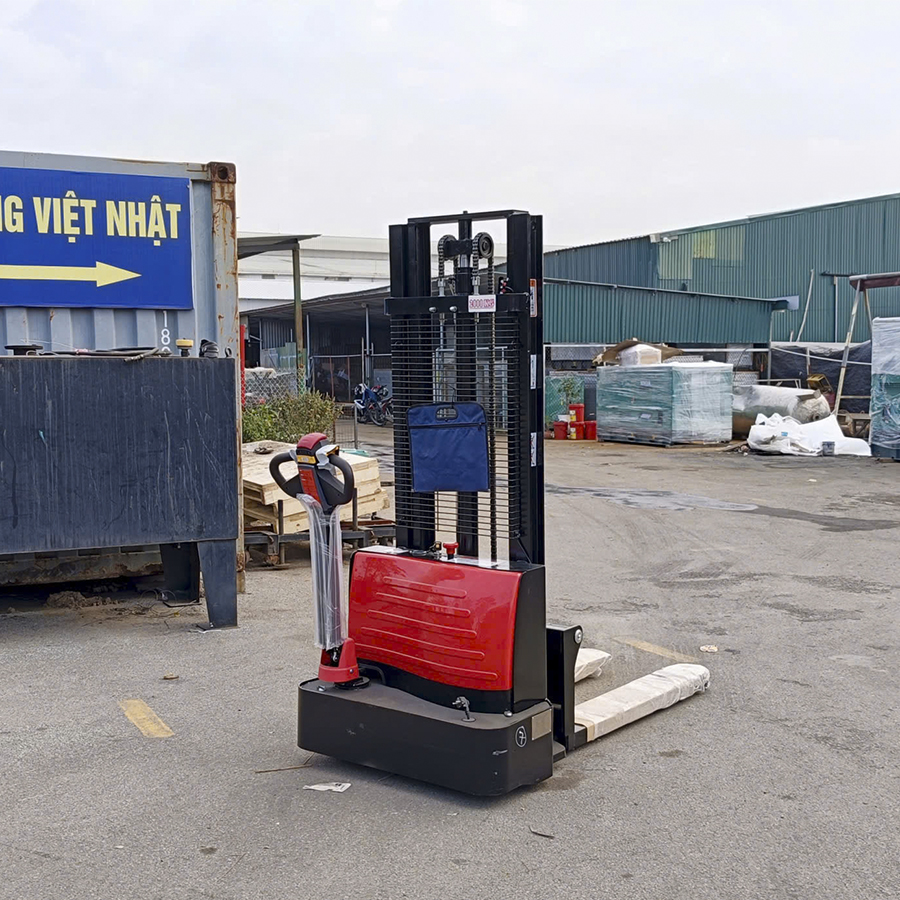 Xe nâng điện dắt lái 2 tấn nâng cao 3m LWS20-30 hãng Waylift 1 Xe nâng điện dắt lái 2 tấn nâng cao 3m LWS20-30 hãng Waylift