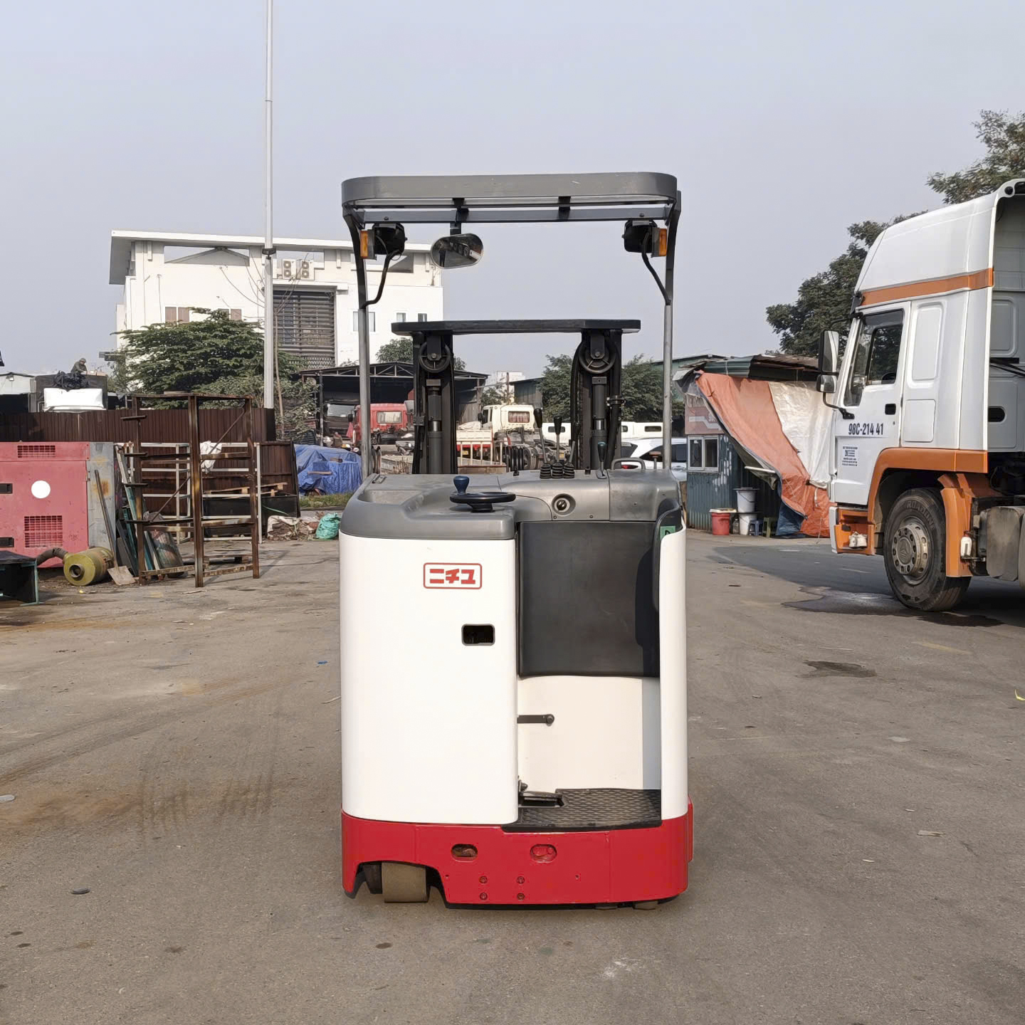 Xe nâng điện cũ đứng lái 1.8 tấn nâng 4m Nichiyu 3 giàn nâng 2 Xe nâng điện cũ đứng lái 1.8 tấn nâng 4m Nichiyu 3 giàn nâng - Ảnh 2